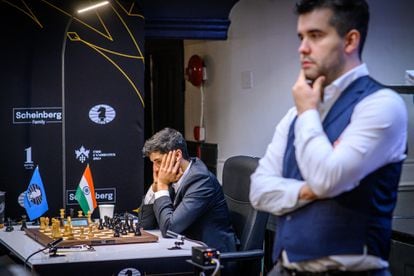 国际象棋候选人锦标赛：Niepómniashi 仍单独领先 |棋
